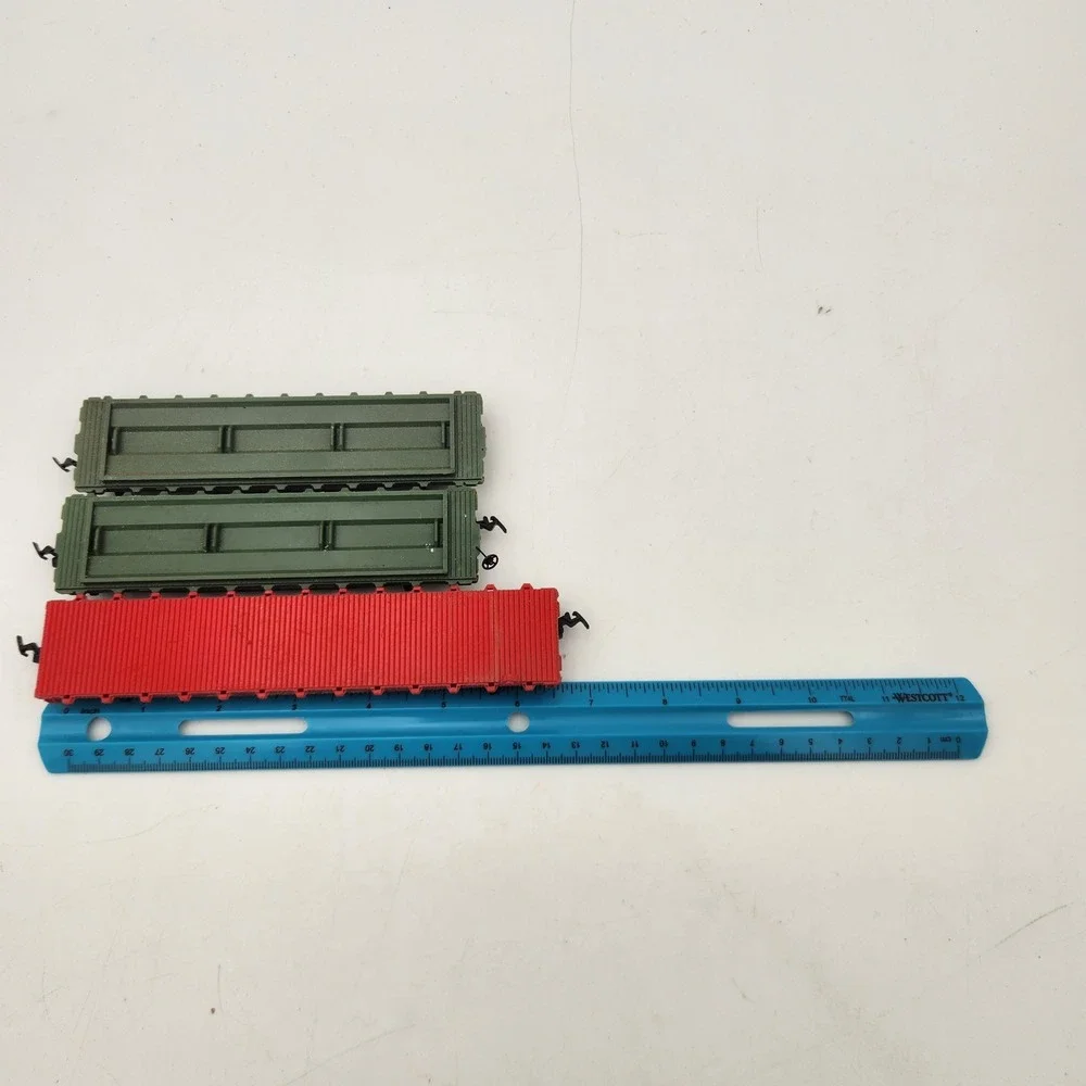 Lot of 3 HO Scale Flatcars Western Maryland 2475 Green and Fire Fox Red Plastic